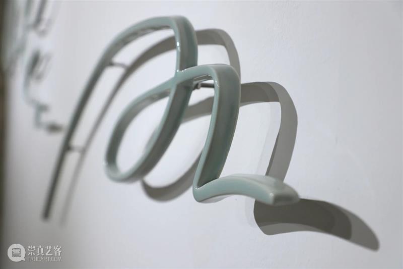 【实验空间·人物随访】白纸—刘建华个展 视频资讯 人物随访 人物 个展 白纸 刘建华 空间 雕塑 领域 青年 艺术家 实验性 崇真艺客